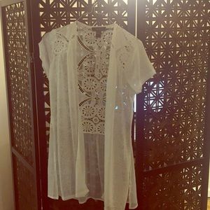 August Silk Size Large Light Top Layer